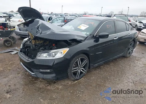 2017 Honda Accord Sport z USA, uszkodzony, nr VIN 1HGCR2F58HA249817